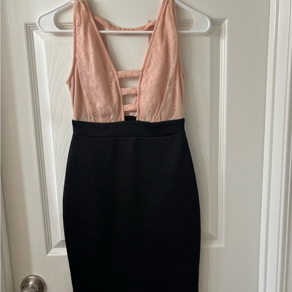 Elegant Pink and Black Lace Dress